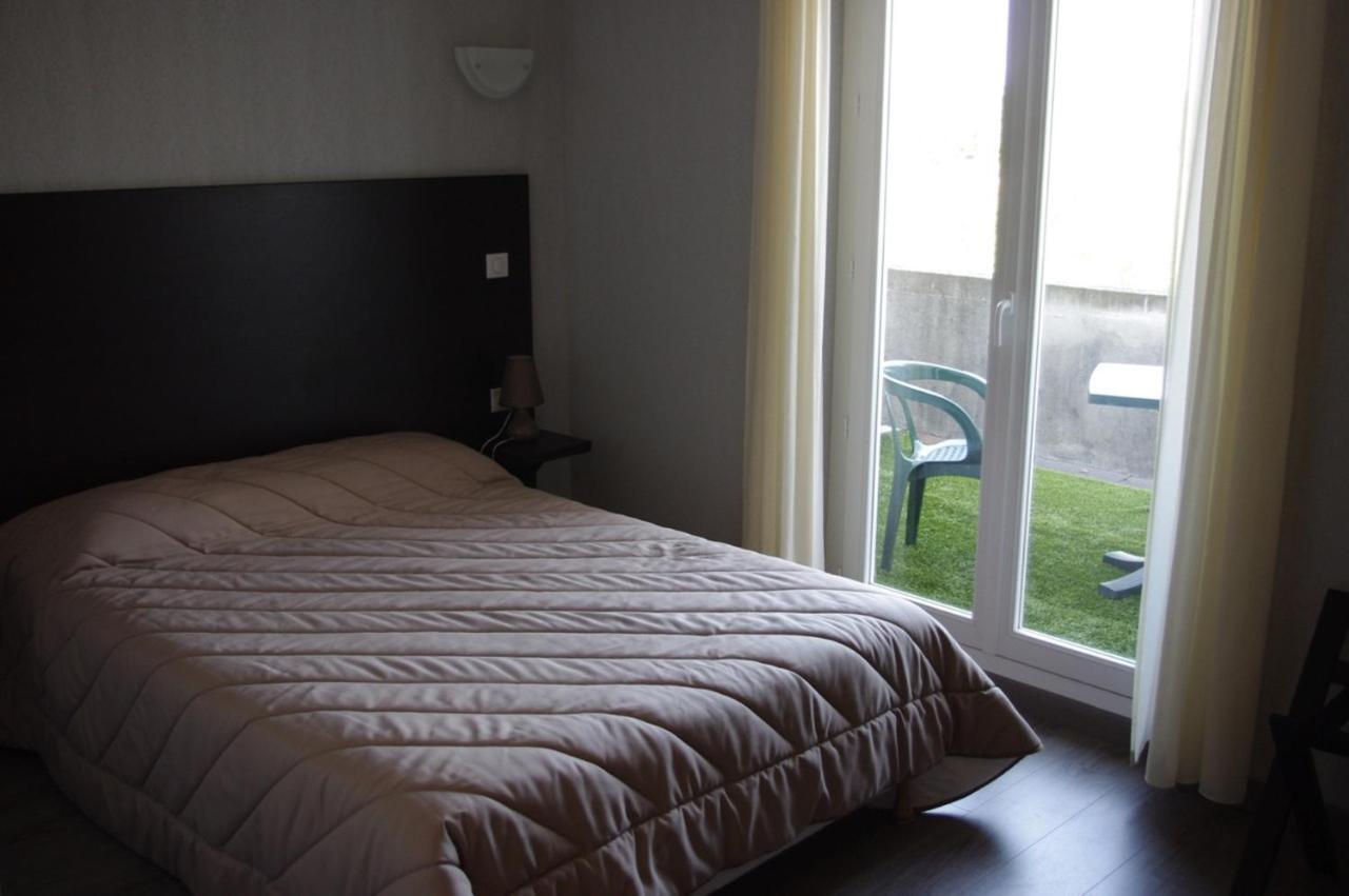 Hotel De Bordeaux Gramat Habitación foto